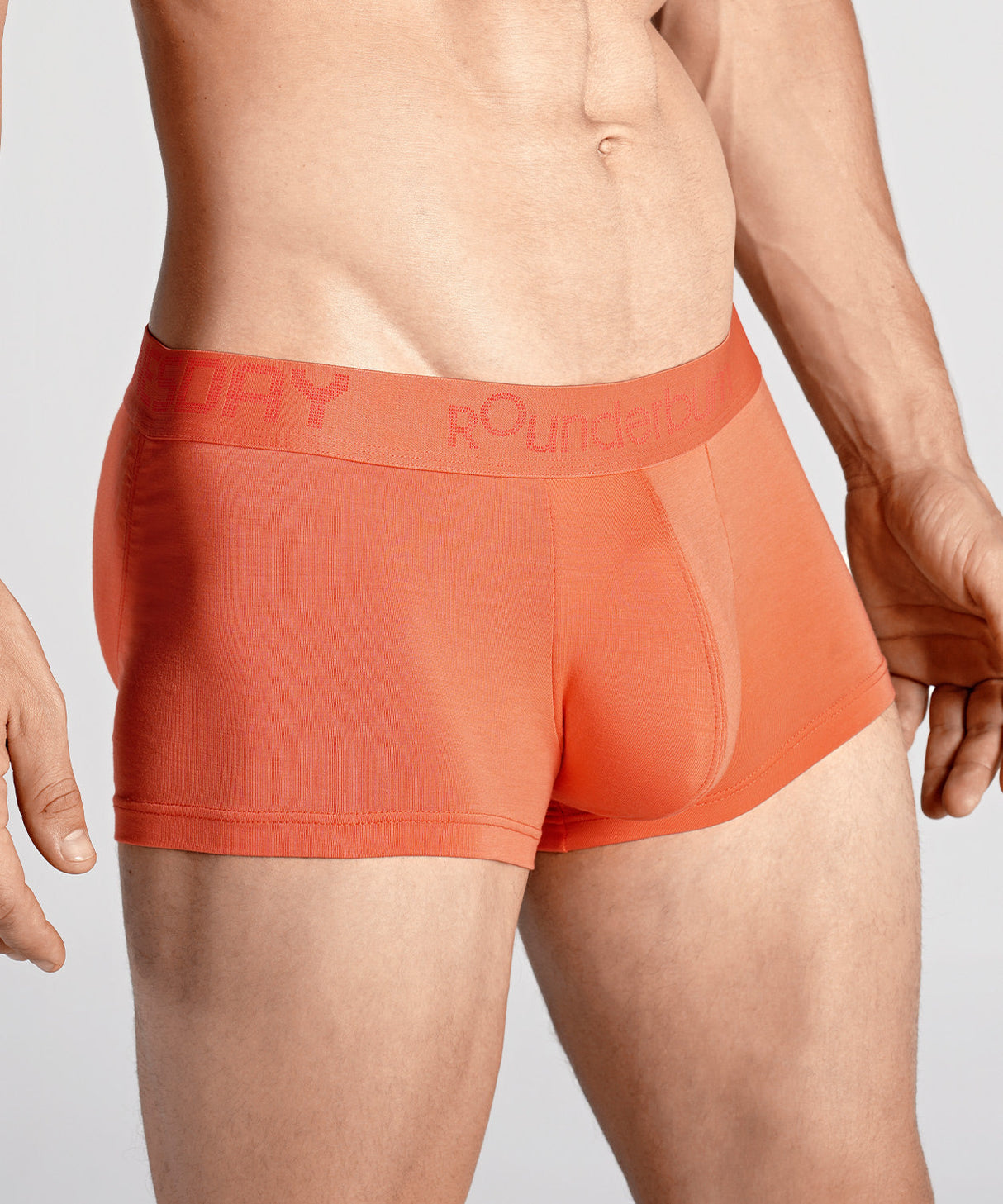 CYBER WEEKEND Lift Trunk