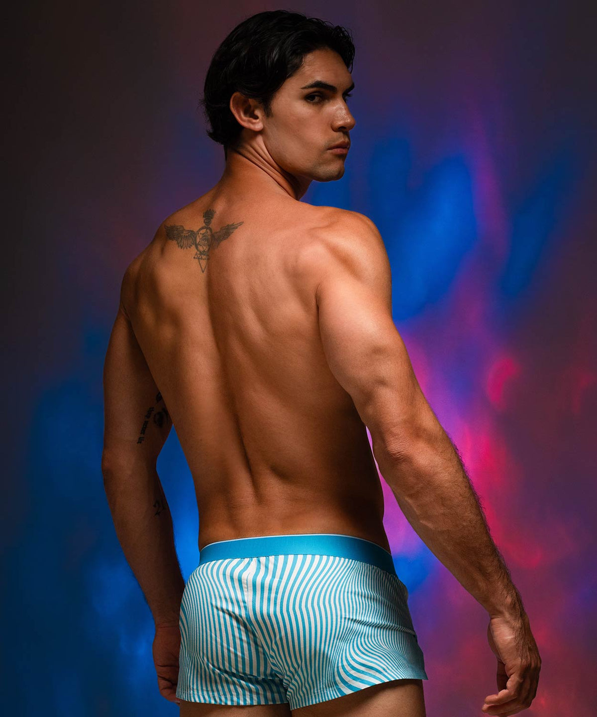 WAVEFORM Lift Boxer