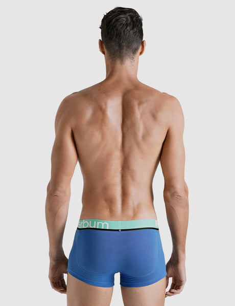 Bum Defining Trunk